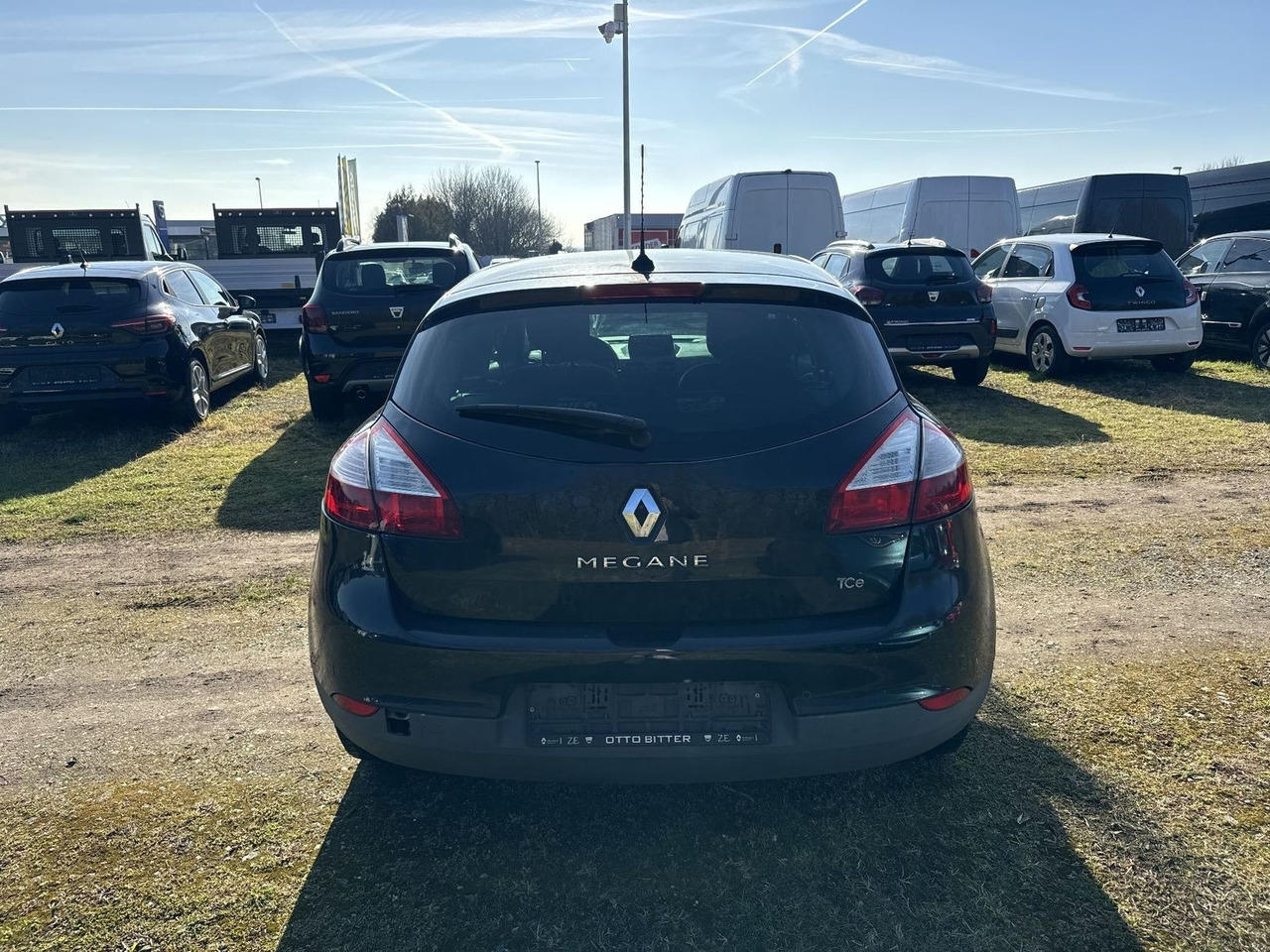 Renault Megane Limited TCe115 +KUPPLUNG DEFEKT/MOTOR OK+ - Sedans: foto 3 Renault Megane Limited TCe115 +KUPPLUNG DEFEKT/MOTOR OK+ - Sedans: foto 3