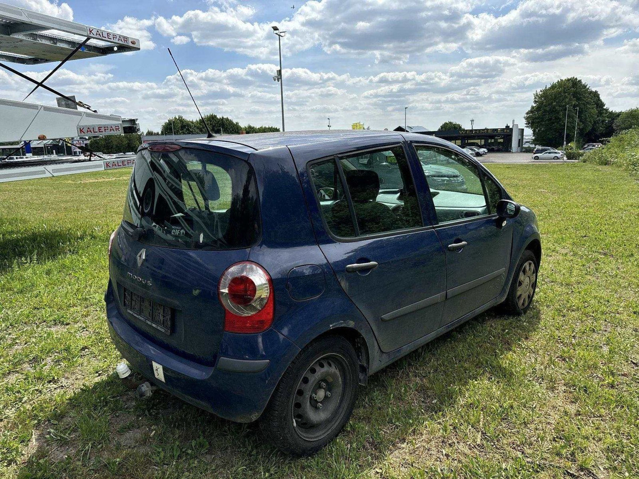 Renault Modus 1.2 Avantage +MOTOR OHNE FUNKTION+ - Sedans: foto 5 Renault Modus 1.2 Avantage +MOTOR OHNE FUNKTION+ - Sedans: foto 5