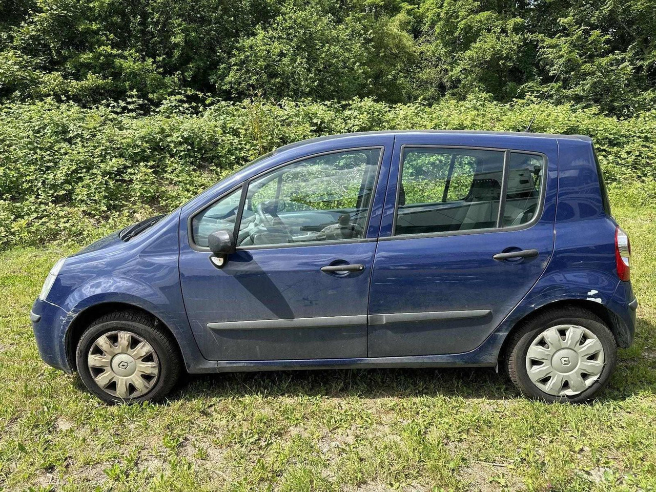 Renault Modus 1.2 Avantage +MOTOR OHNE FUNKTION+ - Sedans: foto 2 Renault Modus 1.2 Avantage +MOTOR OHNE FUNKTION+ - Sedans: foto 2