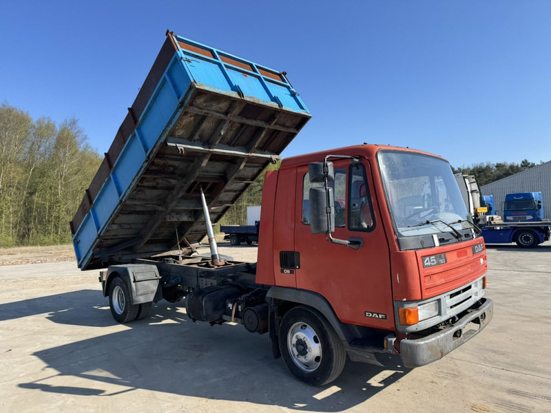 DAF 45 ATI 160 (FULL STEEL SUSPENSION / MANUAL PUMP / EURO 2) - Kravas automašīna pašizgāzējs: foto 3 DAF 45 ATI 160 (FULL STEEL SUSPENSION / MANUAL PUMP / EURO 2) - Kravas automašīna pašizgāzējs: foto 3