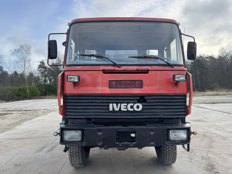 Iveco Magirus 180-23 (GRAND PONT / 4X4 / LAMES / POMPE MANUELLE) - Kravas automašīna pašizgāzējs: foto 2 Iveco Magirus 180-23 (GRAND PONT / 4X4 / LAMES / POMPE MANUELLE) - Kravas automašīna pašizgāzējs: foto 2