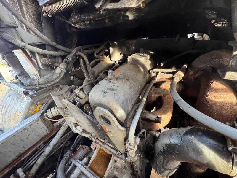 Autocisterna Renault S 150 SUSPENSION LAMES / 7000 L / POMPE & BOITE MANUELLE / CAMION FRANCAIS!!!): foto 20 Autocisterna Renault S 150 SUSPENSION LAMES / 7000 L / POMPE & BOITE MANUELLE / CAMION FRANCAIS!!!): foto 20