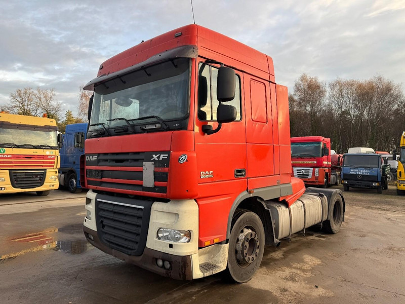 DAF 105 XF 460 Space Cab (GOOD CONDITION / BON ETAT) - Vilcējs: foto 1 DAF 105 XF 460 Space Cab (GOOD CONDITION / BON ETAT) - Vilcējs: foto 1