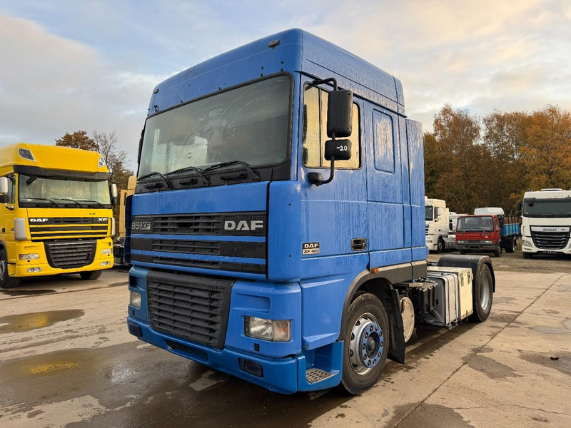 DAF 95 XF 480 Space Cab (EURO 3 / MANUAL GEARBOX / BOITE MANUELLE) - Vilcējs: foto 1 DAF 95 XF 480 Space Cab (EURO 3 / MANUAL GEARBOX / BOITE MANUELLE) - Vilcējs: foto 1