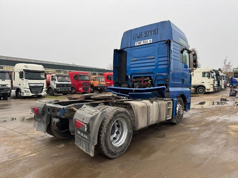 MAN TGA 18.410 (MANUAL PUMP & GOOD CONDITION / POMPE MANUELLE & BON ETAT) - Vilcējs: foto 5 MAN TGA 18.410 (MANUAL PUMP & GOOD CONDITION / POMPE MANUELLE & BON ETAT) - Vilcējs: foto 5