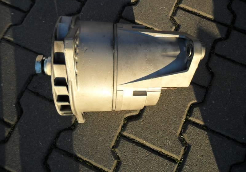 Wszystkie Alternator Bosz 24v ,140 A - Ģenerators - Autobuss: foto 2 Wszystkie Alternator Bosz 24v ,140 A - Ģenerators - Autobuss: foto 2