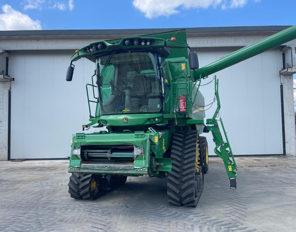 JOHN DEERE MIETITREBBIA T 560 - Labības kombains: foto 5 JOHN DEERE MIETITREBBIA T 560 - Labības kombains: foto 5
