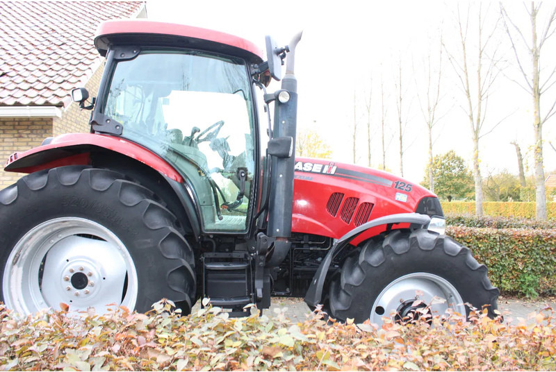 Case IH MAXXUM 125 - Traktors: foto 2 Case IH MAXXUM 125 - Traktors: foto 2