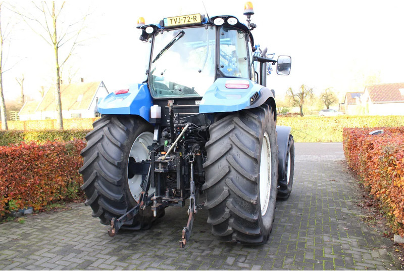New Holland T5.105 Met voorlader - Traktors: foto 4 New Holland T5.105 Met voorlader - Traktors: foto 4