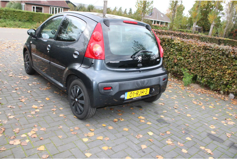 Peugeot 107 - Hečbeks: foto 5 Peugeot 107 - Hečbeks: foto 5