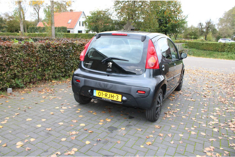 Peugeot 107 - Hečbeks: foto 4 Peugeot 107 - Hečbeks: foto 4