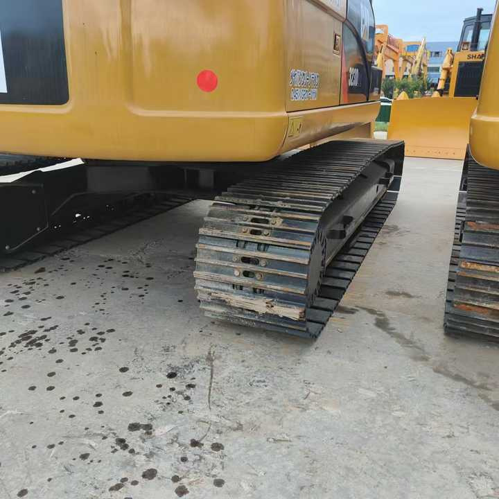 CAT second-hand 323D excavator sold at low price and in very good condition Japanese original hydraulic crawler excavator - Ekskavators: foto 4 CAT second-hand 323D excavator sold at low price and in very good condition Japanese original hydraulic crawler excavator - Ekskavators: foto 4
