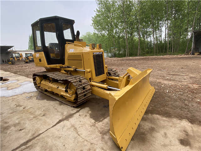 Caterpillar Used D5 Bulldozer , CAT D5g D5h D5k with Ripper , CAT D4h D5h D6h D7h - Buldozers: foto 2 Caterpillar Used D5 Bulldozer , CAT D5g D5h D5k with Ripper , CAT D4h D5h D6h D7h - Buldozers: foto 2