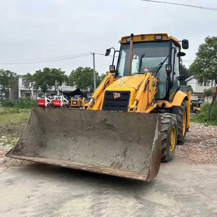 Cheap Price JCB 3CX Backhoe Loader in Excellent Condition for Sale JCB3CX JCB 4CX Available for Sale - Ekskavators-iekrāvējs: foto 1 Cheap Price JCB 3CX Backhoe Loader in Excellent Condition for Sale JCB3CX JCB 4CX Available for Sale - Ekskavators-iekrāvējs: foto 1