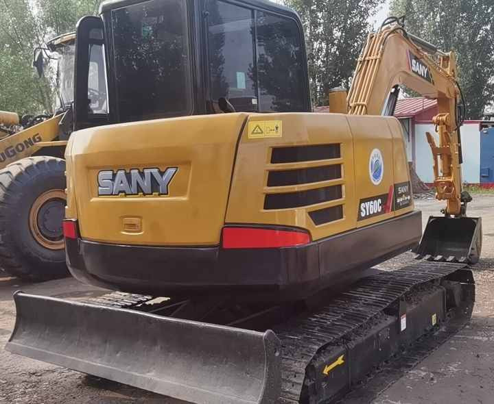 China Brand Used Sany Sy60c Mini Excavator 6ton Crawler Earth Digger Machine for Sale - Mini-ekskavators: foto 4 China Brand Used Sany Sy60c Mini Excavator 6ton Crawler Earth Digger Machine for Sale - Mini-ekskavators: foto 4