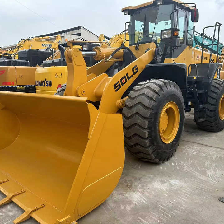 China Famous Brand SDLG Used SDLG 958L Wheel Loader Running Working Condition Low Price for Sale - Riteņu iekrāvējs: foto 1 China Famous Brand SDLG Used SDLG 958L Wheel Loader Running Working Condition Low Price for Sale - Riteņu iekrāvējs: foto 1