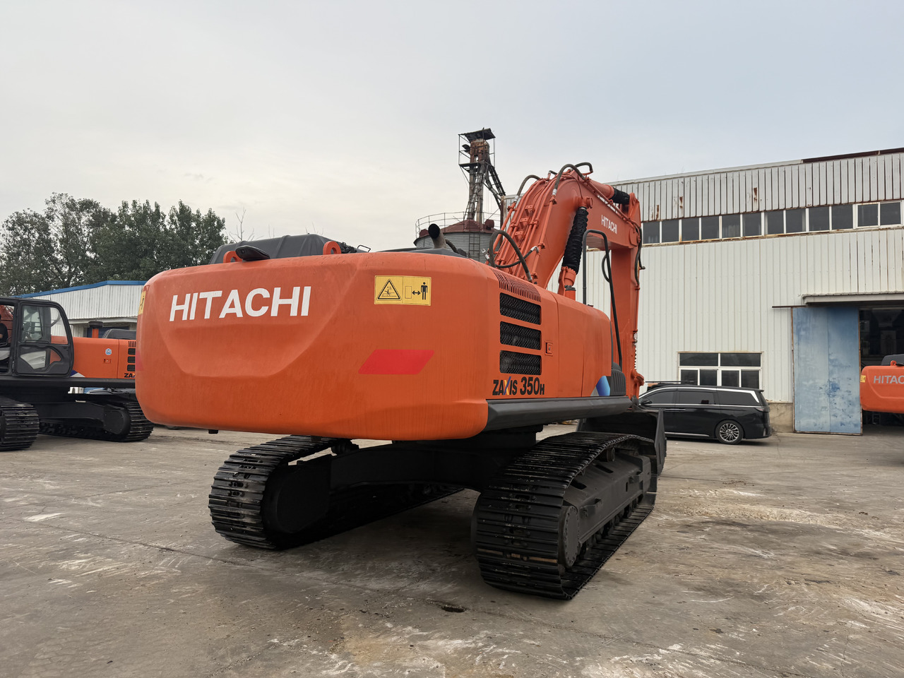 HITACHI used hitachi 350-5g excavator - Kāpurķēžu ekskavators: foto 5 HITACHI used hitachi 350-5g excavator - Kāpurķēžu ekskavators: foto 5