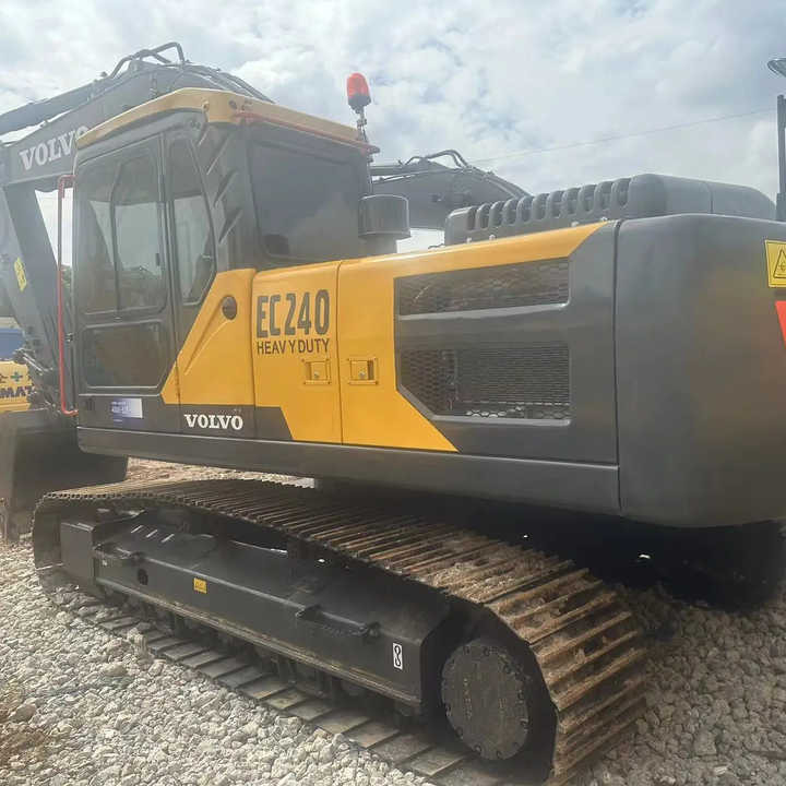 High Quality volvo EC240 Construction Machinery Low Hours 21ton Used volvo Excavator for Sale - Kāpurķēžu ekskavators: foto 1 High Quality volvo EC240 Construction Machinery Low Hours 21ton Used volvo Excavator for Sale - Kāpurķēžu ekskavators: foto 1