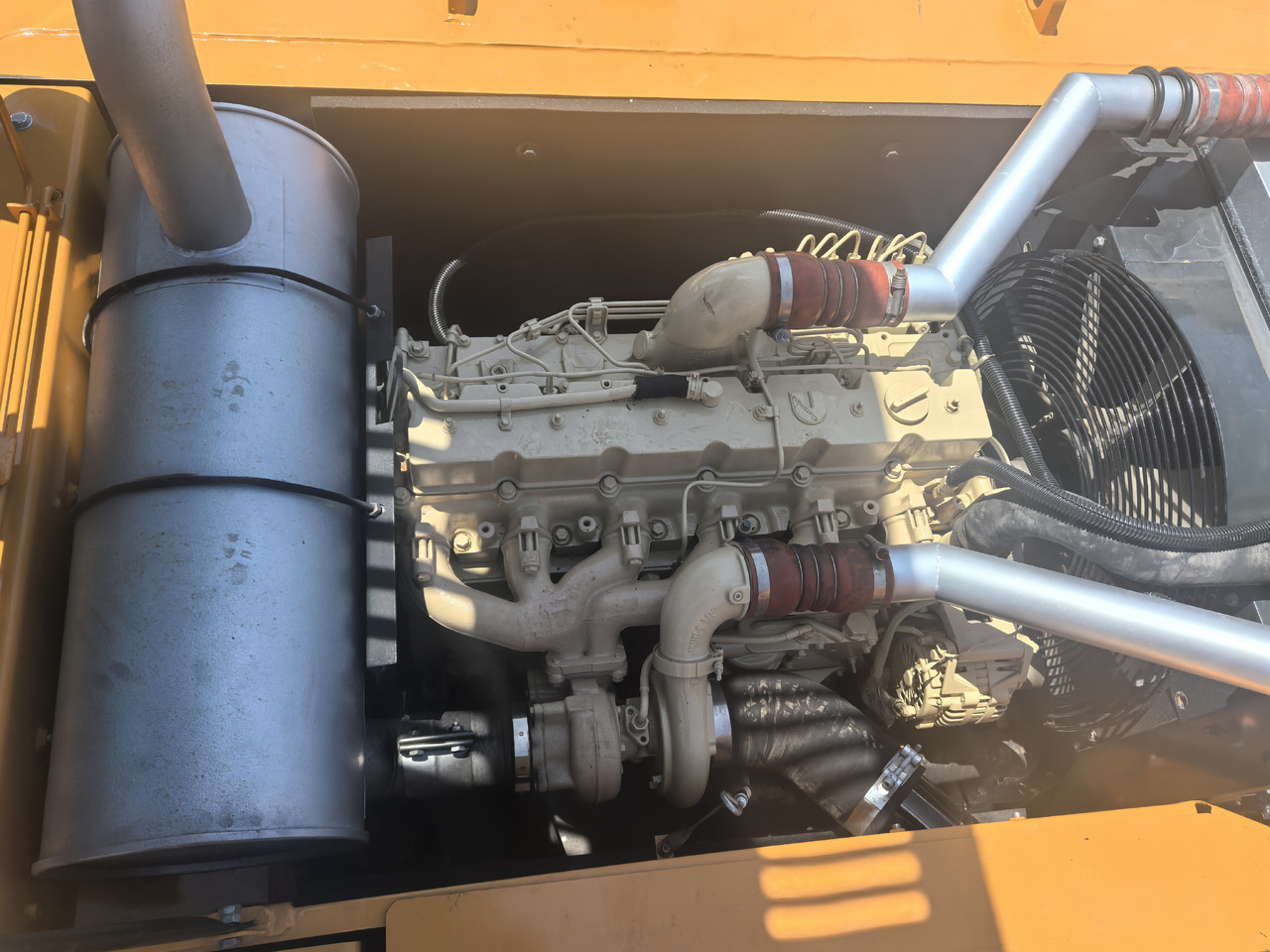 Kāpurķēžu ekskavators Hyundai 305-9t [ Copy ] [ Copy ] [ Copy ] [ Copy ] [ Copy ]: foto 25