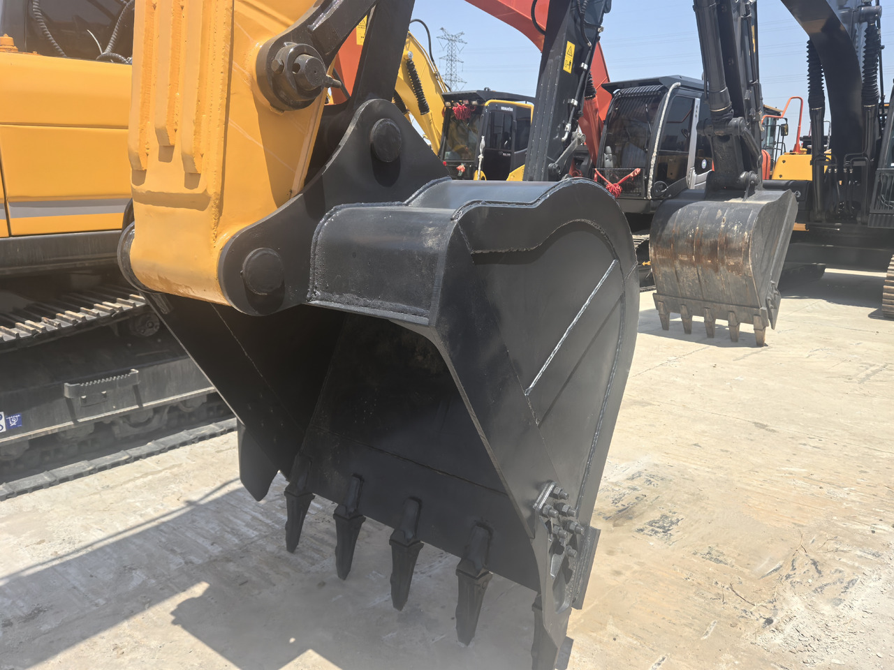 Kāpurķēžu ekskavators Hyundai 305-9t [ Copy ] [ Copy ] [ Copy ] [ Copy ] [ Copy ]: foto 24