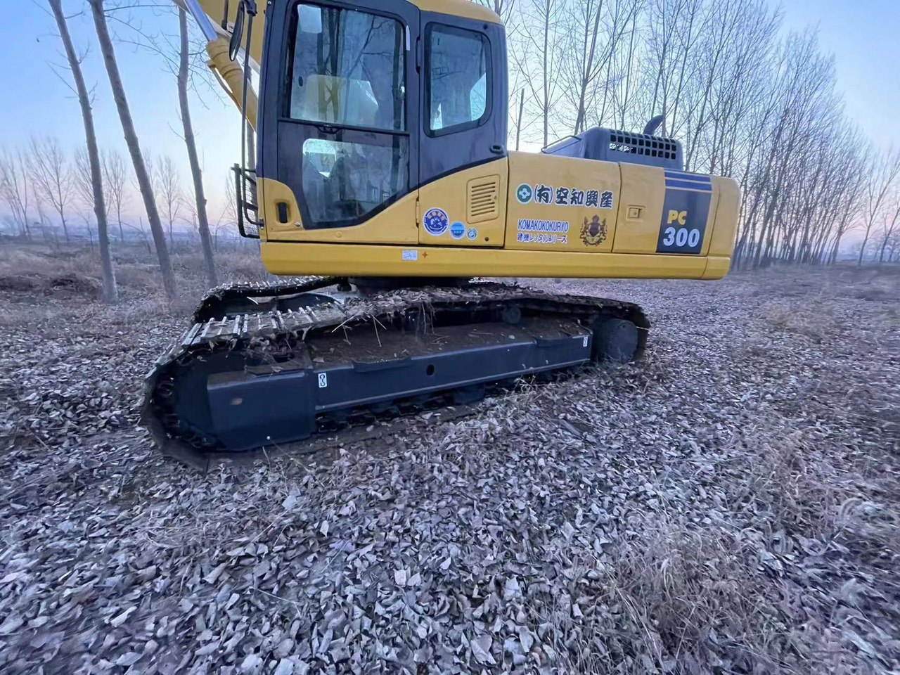 KOMATSU 300-7 - Kāpurķēžu ekskavators: foto 2 KOMATSU 300-7 - Kāpurķēžu ekskavators: foto 2