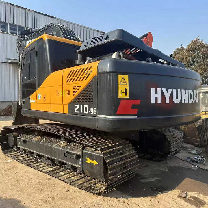 Korean Original HYUNDAI 210-9 Wheeled Excavator Low Price Sale High Quality Wheeled Excavator HUNDAI210W-9 - Kāpurķēžu ekskavators: foto 1 Korean Original HYUNDAI 210-9 Wheeled Excavator Low Price Sale High Quality Wheeled Excavator HUNDAI210W-9 - Kāpurķēžu ekskavators: foto 1