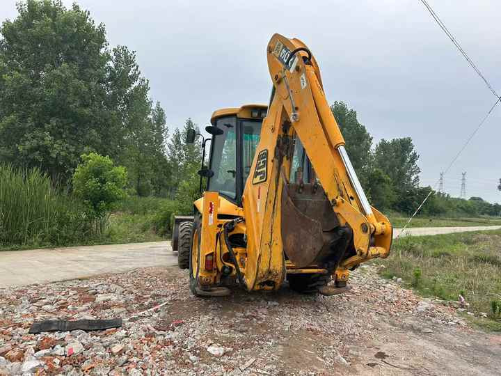 Low Price JCB 3CX Backhoe Loader in Excellent Condition for Sale JCB3CX JCB 4CX Available for Sale - Ekskavators-iekrāvējs: foto 4 Low Price JCB 3CX Backhoe Loader in Excellent Condition for Sale JCB3CX JCB 4CX Available for Sale - Ekskavators-iekrāvējs: foto 4