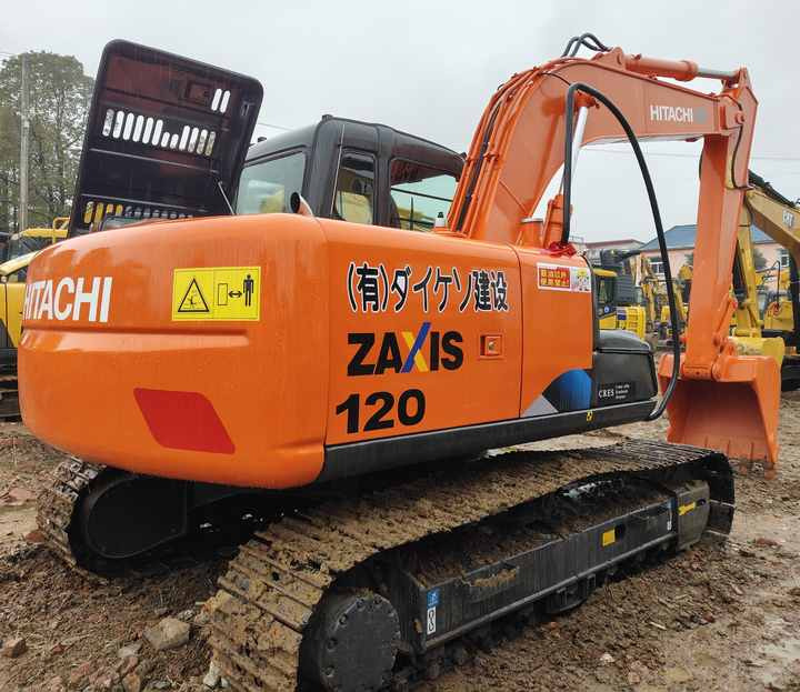Original Hitachi ZX120 Crawler Excavator Low Hours Perfect for Various Projects Available Used Excavators for Sale - Kāpurķēžu ekskavators: foto 3 Original Hitachi ZX120 Crawler Excavator Low Hours Perfect for Various Projects Available Used Excavators for Sale - Kāpurķēžu ekskavators: foto 3