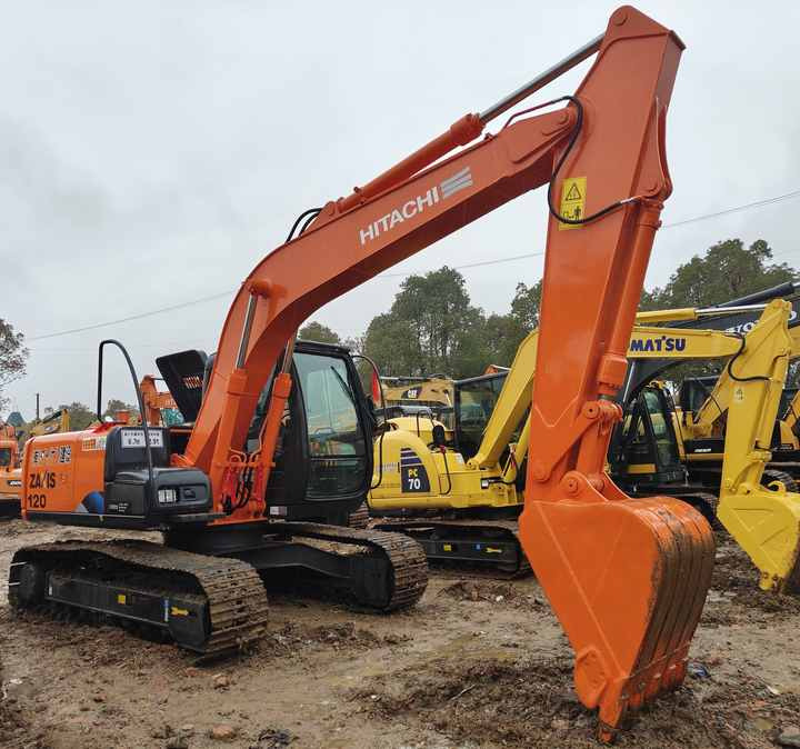 Original Hitachi ZX120 Crawler Excavator Low Hours Perfect for Various Projects Available Used Excavators for Sale - Kāpurķēžu ekskavators: foto 2 Original Hitachi ZX120 Crawler Excavator Low Hours Perfect for Various Projects Available Used Excavators for Sale - Kāpurķēžu ekskavators: foto 2