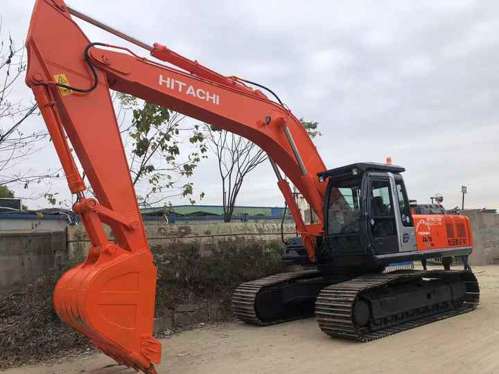 Original Japan Hitachi ZX350 Excavator Hitachi Excavator in Low Price for Hot Sale - Kāpurķēžu ekskavators: foto 3 Original Japan Hitachi ZX350 Excavator Hitachi Excavator in Low Price for Hot Sale - Kāpurķēžu ekskavators: foto 3
