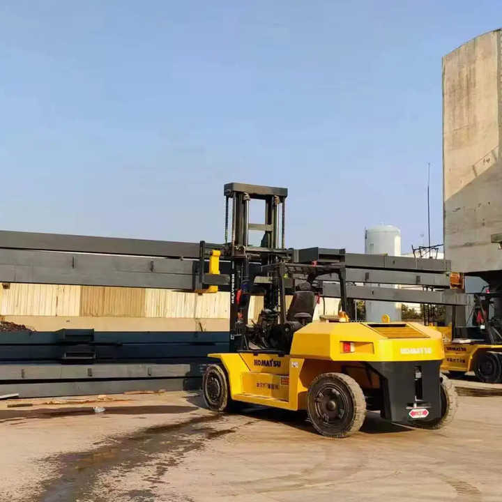 Top Komastu Brand Sale Diesel Forklift 15 Ton Forklift Truck Diesel China - Dīzeļiekrāvējs: foto 3 Top Komastu Brand Sale Diesel Forklift 15 Ton Forklift Truck Diesel China - Dīzeļiekrāvējs: foto 3