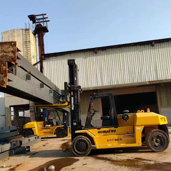 Top Komastu Brand Sale Diesel Forklift 15 Ton Forklift Truck Diesel China - Dīzeļiekrāvējs: foto 1 Top Komastu Brand Sale Diesel Forklift 15 Ton Forklift Truck Diesel China - Dīzeļiekrāvējs: foto 1