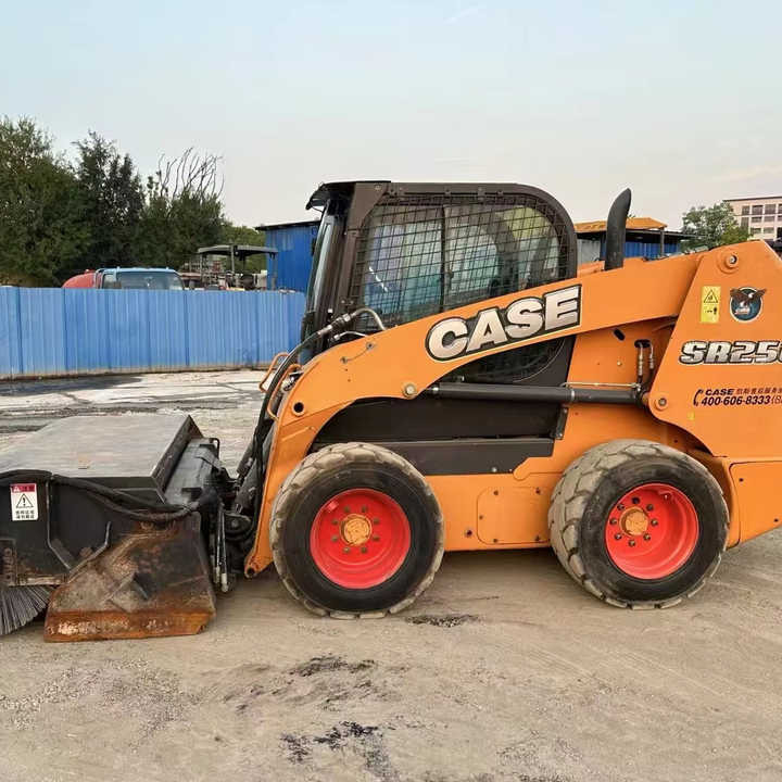Used CASE 250 Skid Stree Loader Second Hand Machine Popular Brand case Hydraulic Machinery - Kompaktiekrāvējs: foto 1 Used CASE 250 Skid Stree Loader Second Hand Machine Popular Brand case Hydraulic Machinery - Kompaktiekrāvējs: foto 1