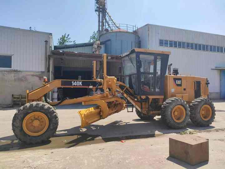 Used Caterpillar CAT 140k Land Road Motor Grader CAT140k Used Grader Cheap Price for Sale - Greiders: foto 2 Used Caterpillar CAT 140k Land Road Motor Grader CAT140k Used Grader Cheap Price for Sale - Greiders: foto 2