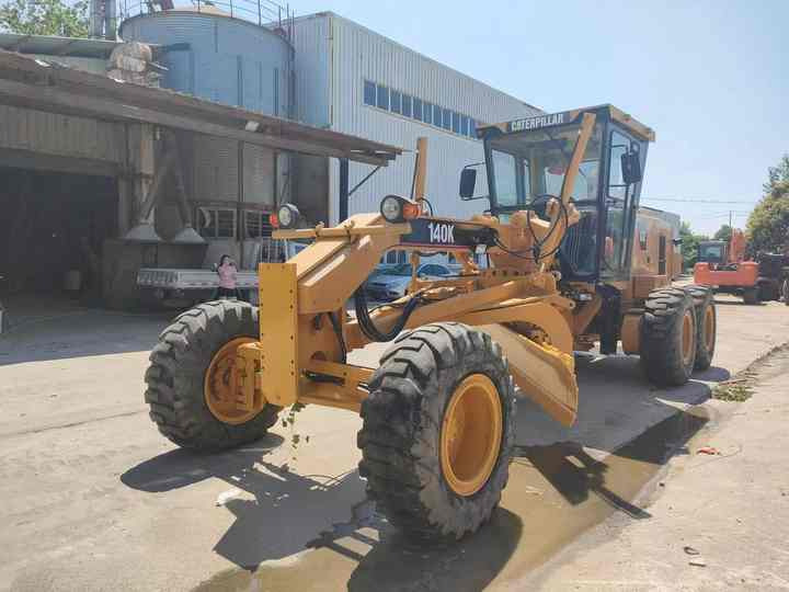Used Caterpillar CAT 140k Land Road Motor Grader CAT140k Used Grader Cheap Price for Sale - Greiders: foto 3 Used Caterpillar CAT 140k Land Road Motor Grader CAT140k Used Grader Cheap Price for Sale - Greiders: foto 3
