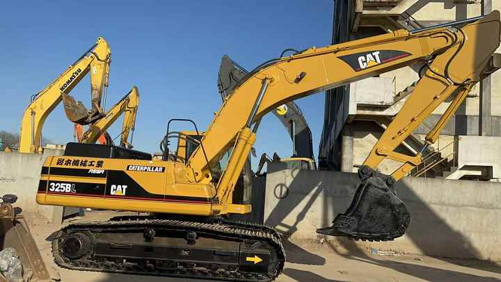 Used Digger CAT 325BL Construction Machinery Construction Digger Used CAT 325BL Cheap Excavator - Kāpurķēžu ekskavators: foto 4 Used Digger CAT 325BL Construction Machinery Construction Digger Used CAT 325BL Cheap Excavator - Kāpurķēžu ekskavators: foto 4