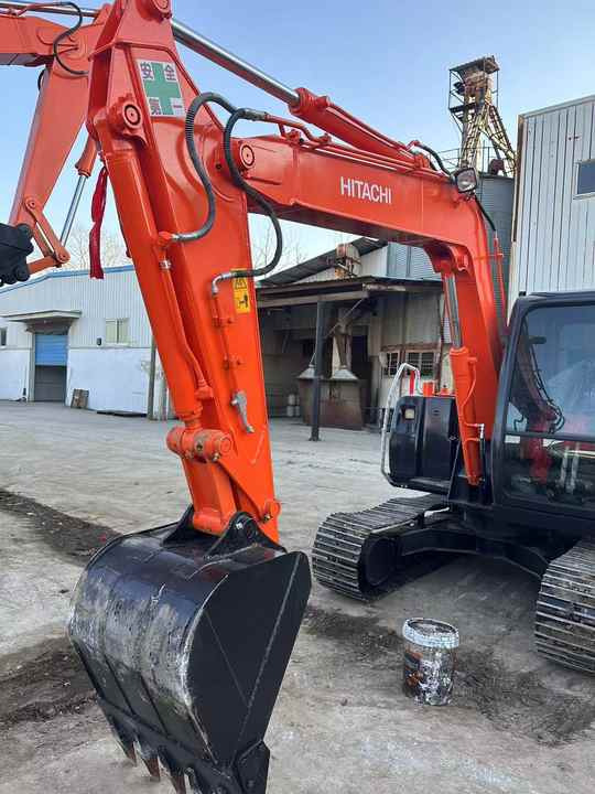 Kāpurķēžu ekskavators Used HITACHI ZX-70 [ Copy ]: foto 6