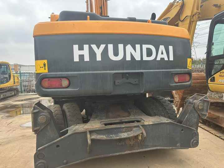 Used Hyundai Korea Hydraulic Excavator Hyundai 210-9 Excavator Excellent Condition 21 Ton Used Excavator for Sale - Ekskavators: foto 4 Used Hyundai Korea Hydraulic Excavator Hyundai 210-9 Excavator Excellent Condition 21 Ton Used Excavator for Sale - Ekskavators: foto 4