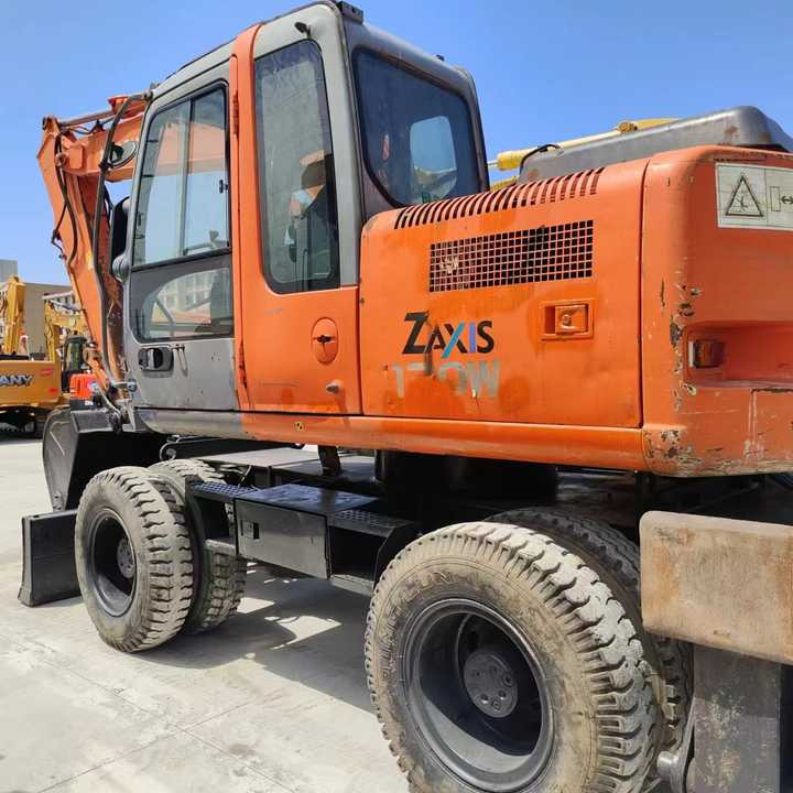 Used Japan Original Brand Hitachi Zx 130w Wheel Excavator Hitachi Zx120 130 200 Excavator for Sale - Ekskavators: foto 5 Used Japan Original Brand Hitachi Zx 130w Wheel Excavator Hitachi Zx120 130 200 Excavator for Sale - Ekskavators: foto 5