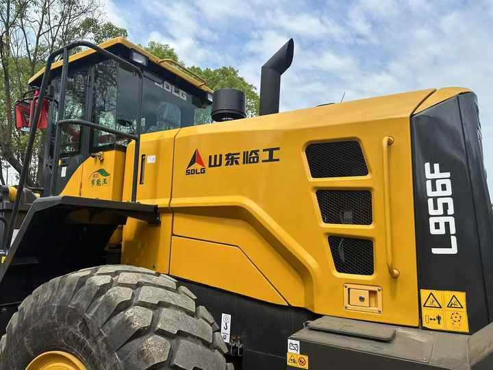 Used SDLG 956F Wheel Loader in Good Condition Hot Sale Chinese Brand Sdlg Used SDLG 956F Loader for Sale - Riteņu iekrāvējs: foto 2 Used SDLG 956F Wheel Loader in Good Condition Hot Sale Chinese Brand Sdlg Used SDLG 956F Loader for Sale - Riteņu iekrāvējs: foto 2