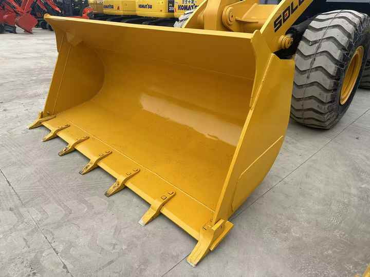 Used SDLG955F New Model Wheel Loader Second Hand Machine Popular Brand Sdlg Hydraulic Machinery - Riteņu iekrāvējs: foto 5 Used SDLG955F New Model Wheel Loader Second Hand Machine Popular Brand Sdlg Hydraulic Machinery - Riteņu iekrāvējs: foto 5