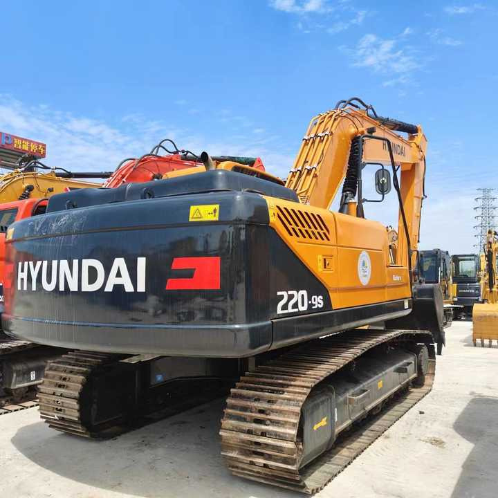 Used hyundai 220-9 Excavator with Good Performance for Sale - Ekskavators: foto 3 Used hyundai 220-9 Excavator with Good Performance for Sale - Ekskavators: foto 3