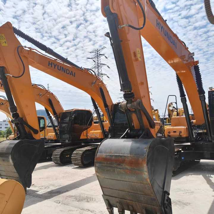 Used hyundai 220-9 Excavator with Good Performance for Sale - Ekskavators: foto 2 Used hyundai 220-9 Excavator with Good Performance for Sale - Ekskavators: foto 2