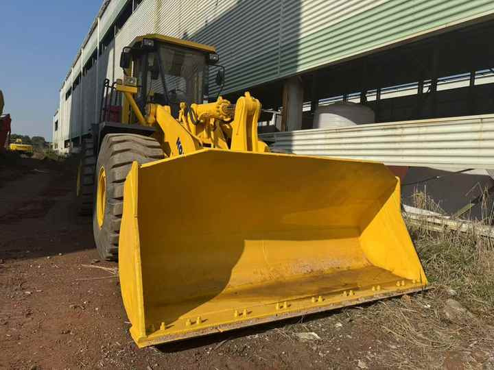 Used komatsu WA470-3 Model Wheel Loader Second Hand Machine Popular Brand Japan komatsu Hydraulic Machinery - Riteņu iekrāvējs: foto 3 Used komatsu WA470-3 Model Wheel Loader Second Hand Machine Popular Brand Japan komatsu Hydraulic Machinery - Riteņu iekrāvējs: foto 3