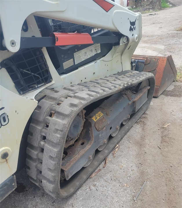 Bobcat Brand T590 Used Machine Skid Loader Hot Sale - Riteņu iekrāvējs: foto 4 Bobcat Brand T590 Used Machine Skid Loader Hot Sale - Riteņu iekrāvējs: foto 4
