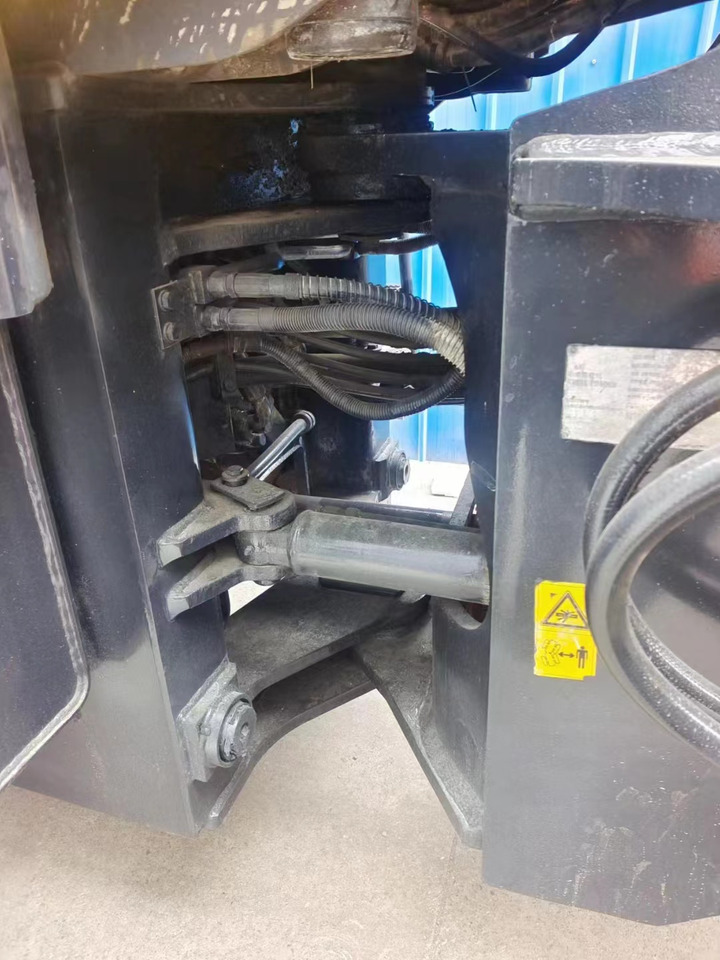 Riteņu iekrāvējs komatsu wa320-5 [ Copy ] [ Copy ]: foto 6