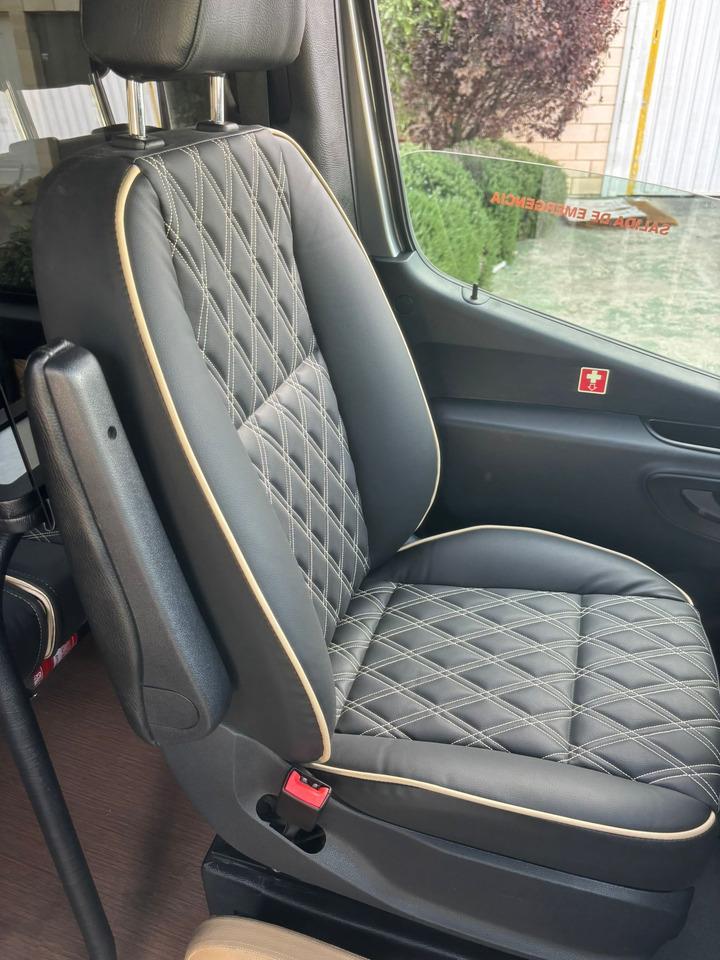 MERCEDES-BENZ SPRINTER 519 - Mikroautobuss, Pasažieru furgons: foto 5 MERCEDES-BENZ SPRINTER 519 - Mikroautobuss, Pasažieru furgons: foto 5