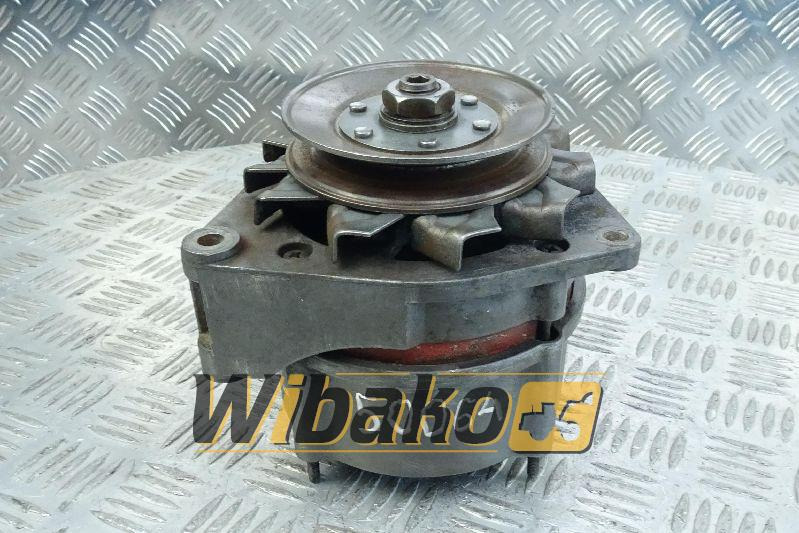 Alternator 7/27A Bosch 0120489730 - Ģenerators: foto 1 Alternator 7/27A Bosch 0120489730 - Ģenerators: foto 1