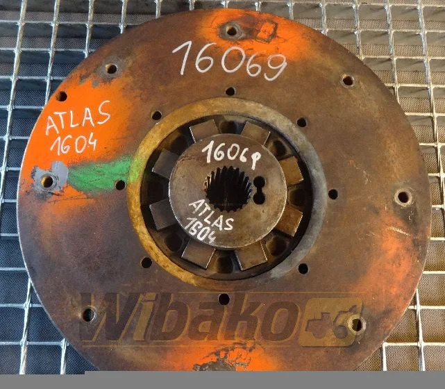 Atlas 1604 21/45/390 - Sajūgs un rezerves daļas - Celtniecības tehnika: foto 1 Atlas 1604 21/45/390 - Sajūgs un rezerves daļas - Celtniecības tehnika: foto 1