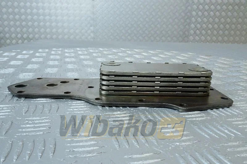 Cummins 3957543 - Eļļas dzesētājs - Celtniecības tehnika: foto 1 Cummins 3957543 - Eļļas dzesētājs - Celtniecības tehnika: foto 1